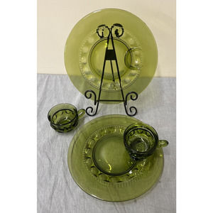 2 Vtg Indiana Green Glass Kings Crown Thumbprint Snack Luncheon Plate W/Cup Sets